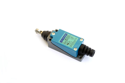 Cross Roller Plunger Push Type Mini Limit Switch 5A IP65 : ME-8122 Moujen Taiwan - Qahraba